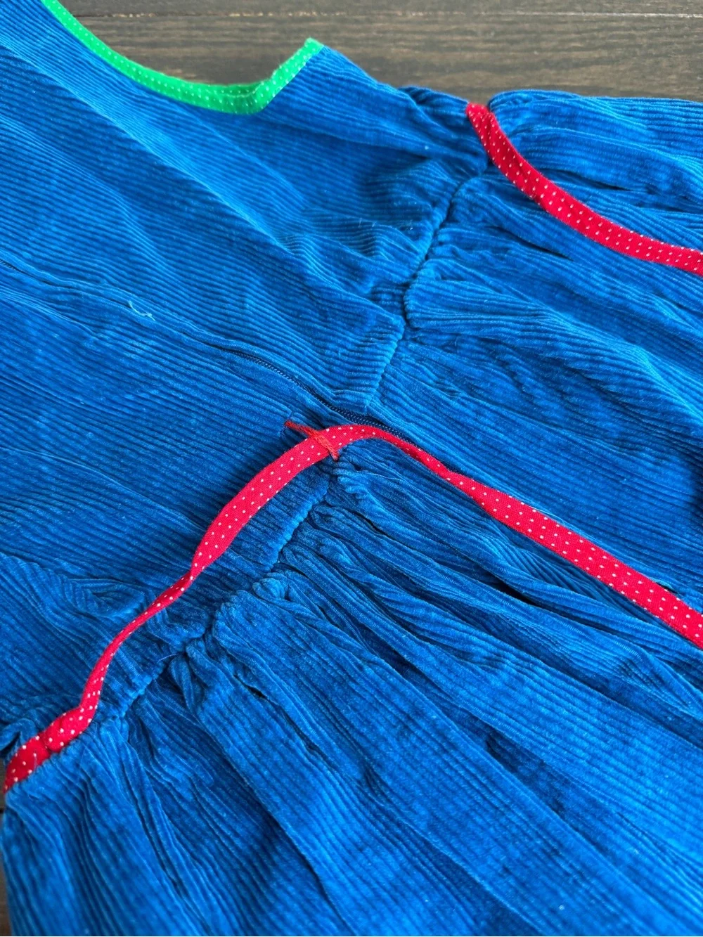 Girls Vintage Blue Velvet Apple Appliqué Dress with White PeterPan Collar Blouse